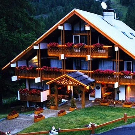 Ecureuil Hotel Vars (Hautes-Alpes)