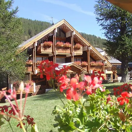 Hotel Ecureuil Vars (Hautes-Alpes)