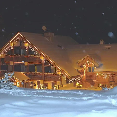 Ecureuil 3* Vars (Hautes-Alpes)
